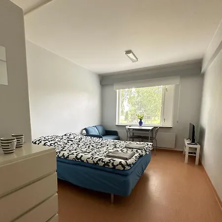 Lepopaikka Lokinpesae, Ja