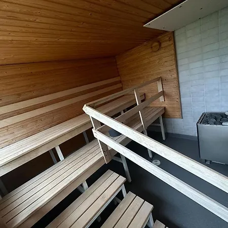 Vandrarhem Lepopaikka Lokinpesae, Ja *