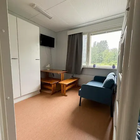 Hostel Lepopaikka Lokinpesae, Ja Ahlainen