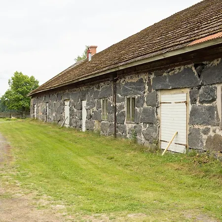 Lepopaikka Lokinpesae, Ja Ahlainen