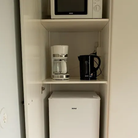 Hostel Lepopaikka Lokinpesae, Ja