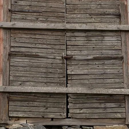 Lepopaikka Lokinpesae, Ja Хостел Ahlainen