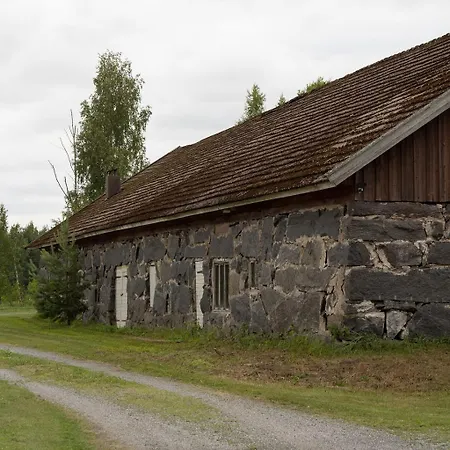 Lepopaikka Lokinpesae, Ja Vandrarhem