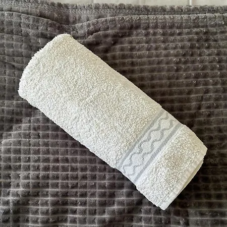 Lepopaikka Lokinpesae, Ja Hostel *