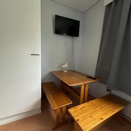 Vandrarhem Lepopaikka Lokinpesae, Ja