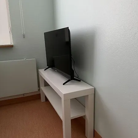 Vandrarhem Lepopaikka Lokinpesae, Ja *