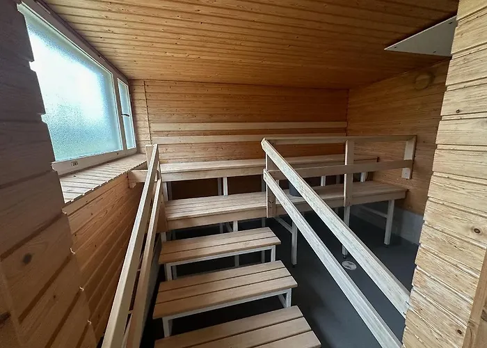 Ostello Lepopaikka Lokinpesae, Ja Ahlainen