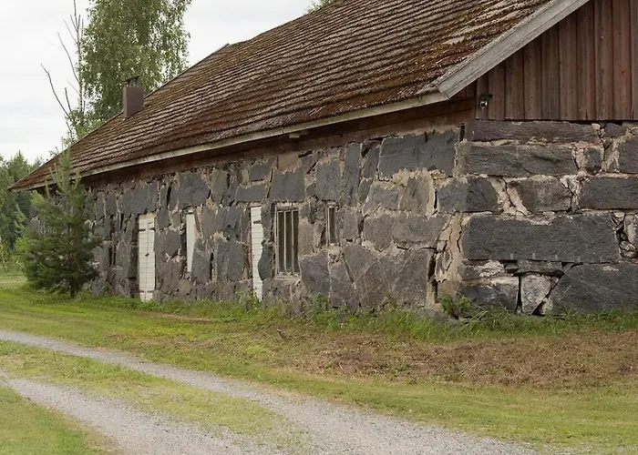 Lepopaikka Lokinpesae, Ja Ostello *