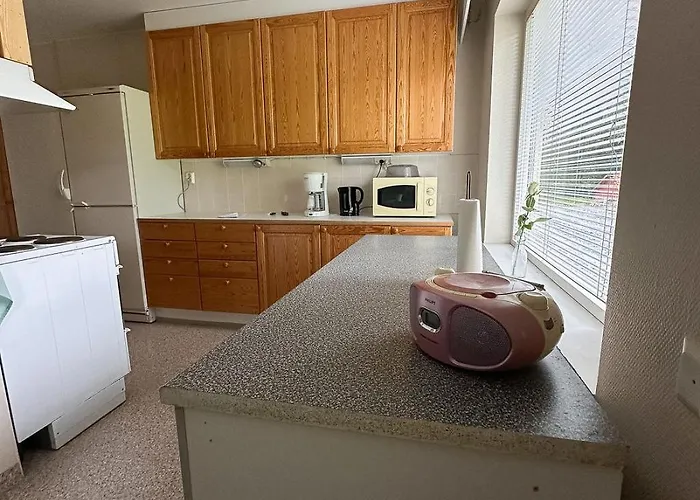 Ostello Lepopaikka Lokinpesae, Ja *