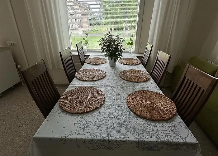 Ostello Lepopaikka Lokinpesae, Ja *