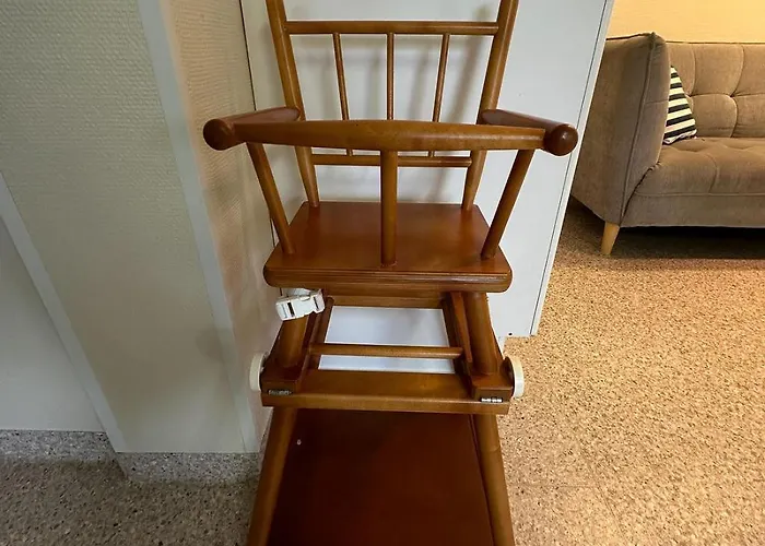 Lepopaikka Lokinpesae, Ja Ostello *